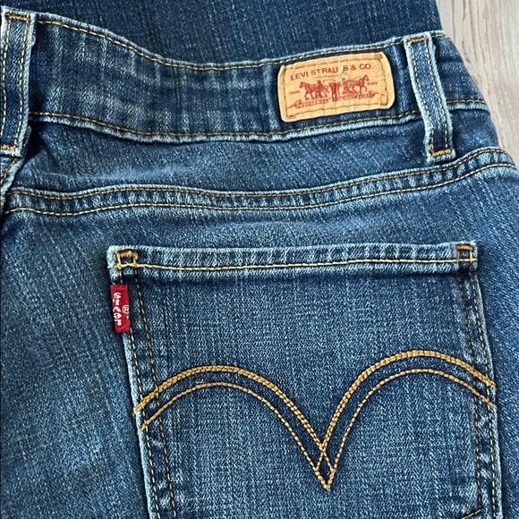 Levi’s 524 Too Superlow Bootcut Jeans - Medium Wash - Size 9 - Picture 6 of 9